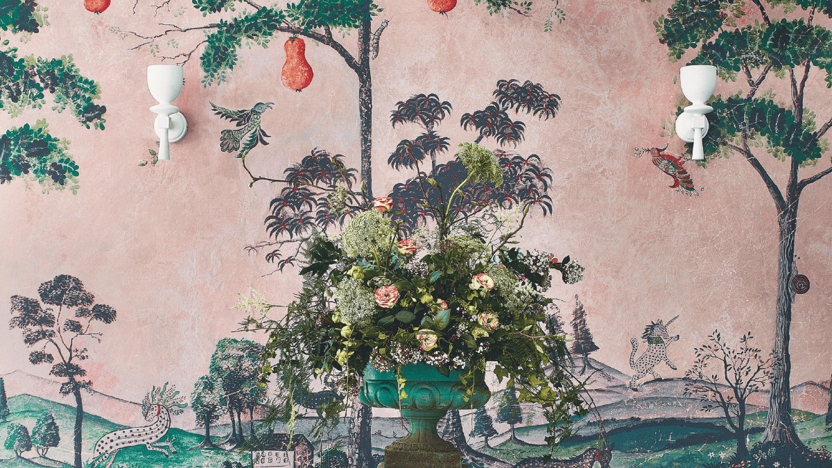 Homes &amp; Gardens